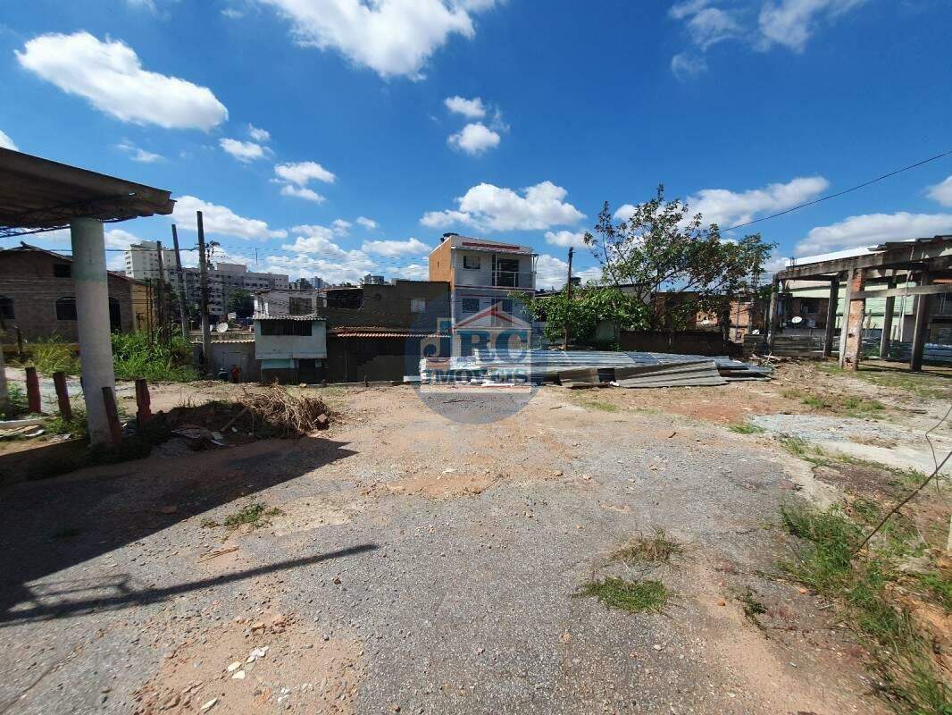 Lote / Terreno à venda no Nova Gameleira: 