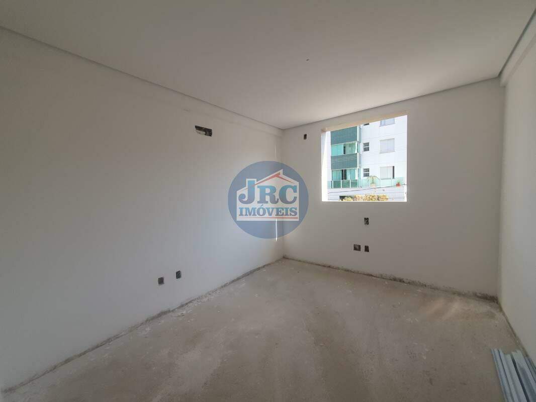 Apartamento à venda no Nova Suissa: 