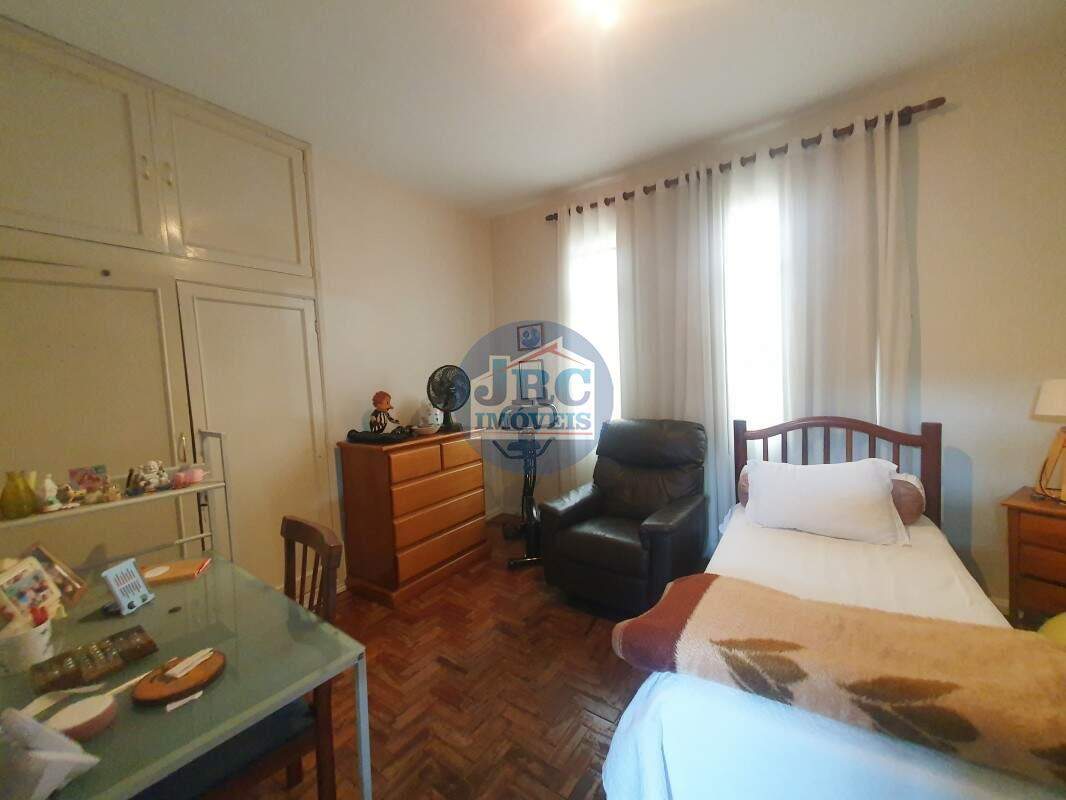 Casa à venda no Jardim América: 