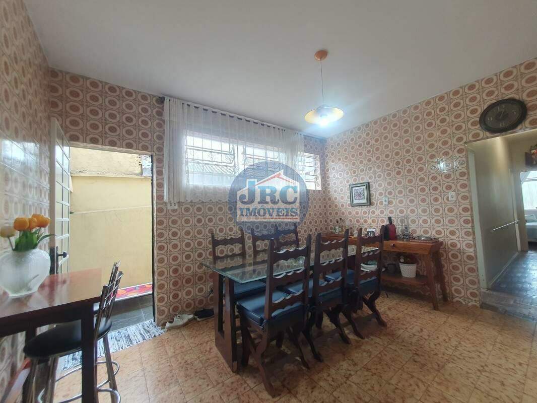 Casa à venda no Jardim América: 