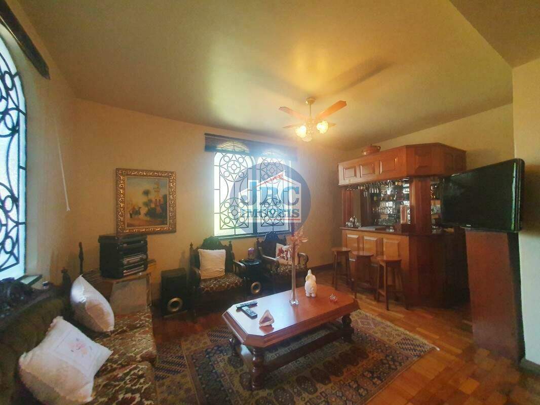 Casa à venda no Jardim América: 