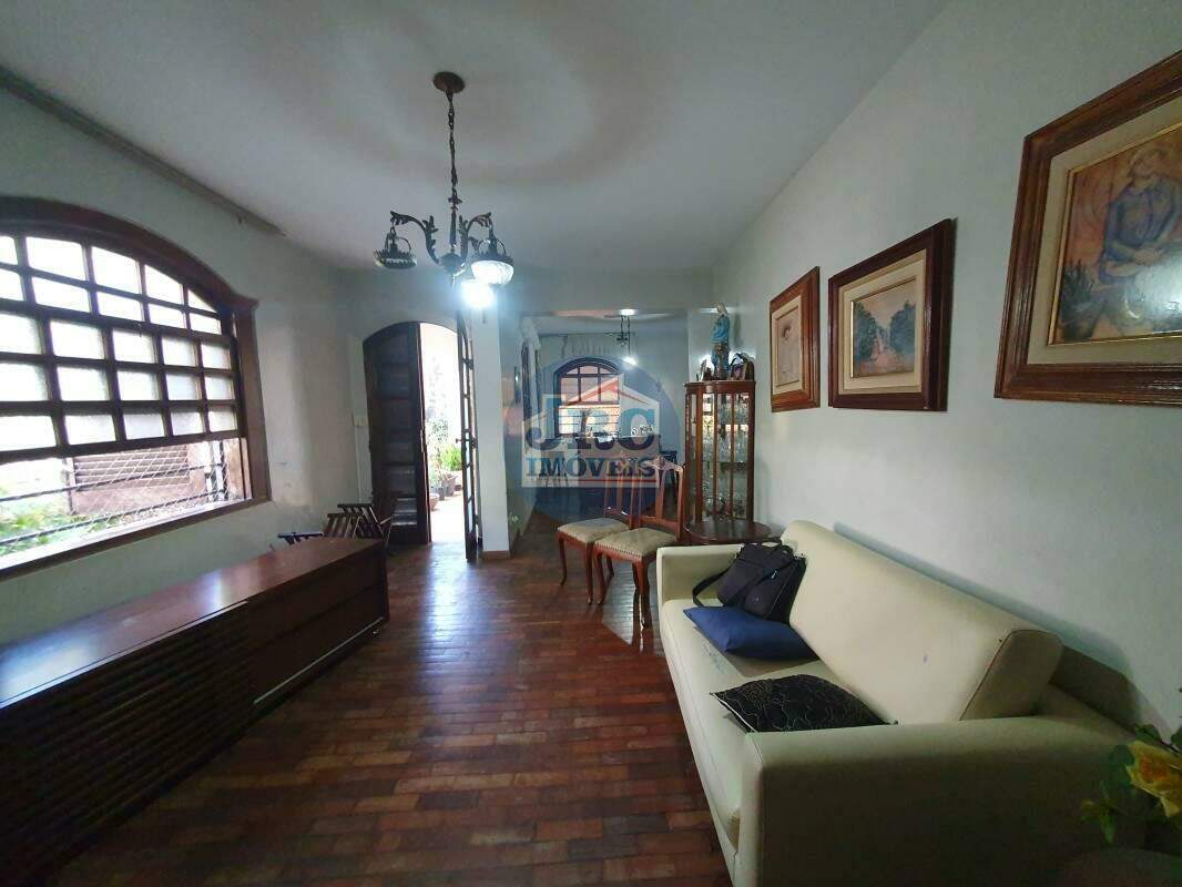 Casa à venda no Jardim América: 