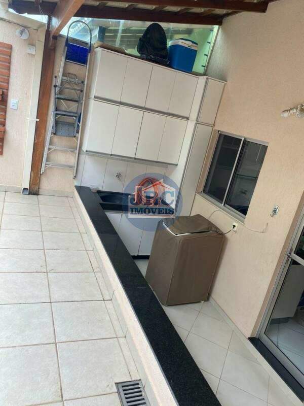 Casa à venda no Sapucaias III: 