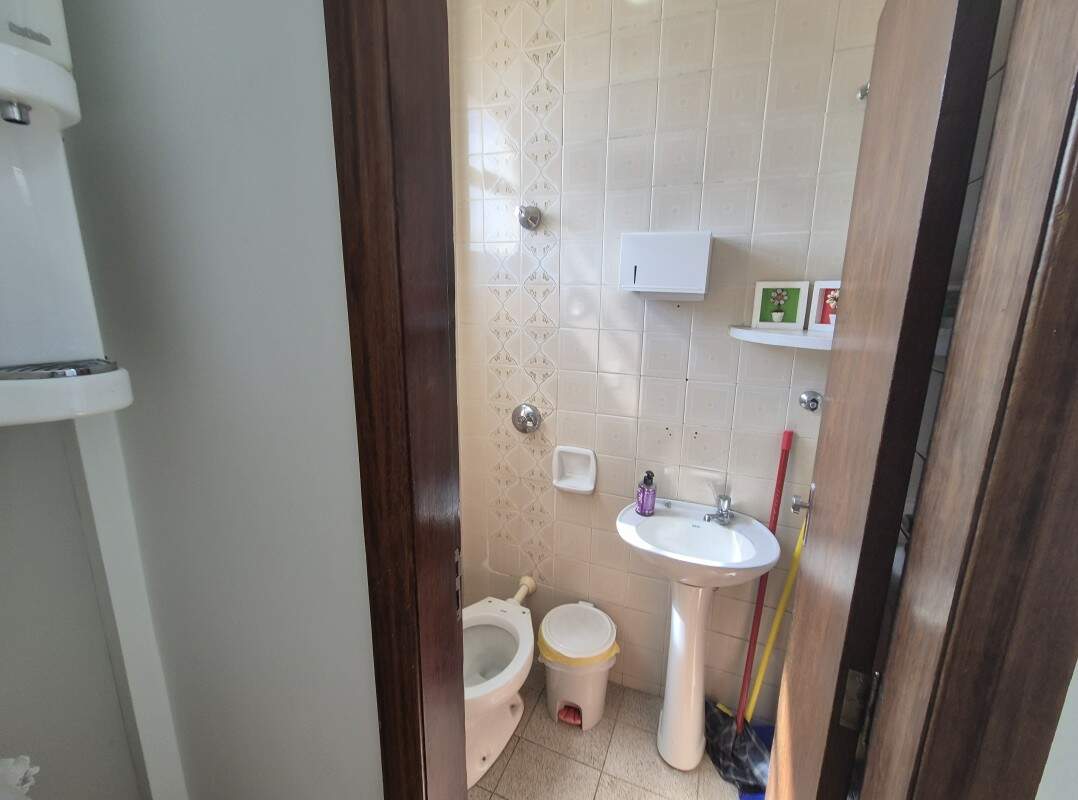 Sala / Conjunto à venda no Gutierrez: 