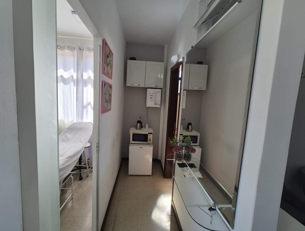 Sala / Conjunto à venda no Gutierrez: 