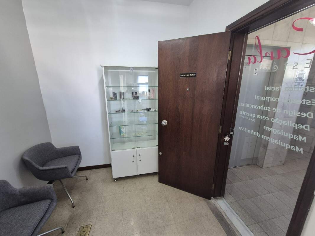 Sala / Conjunto à venda no Gutierrez: 