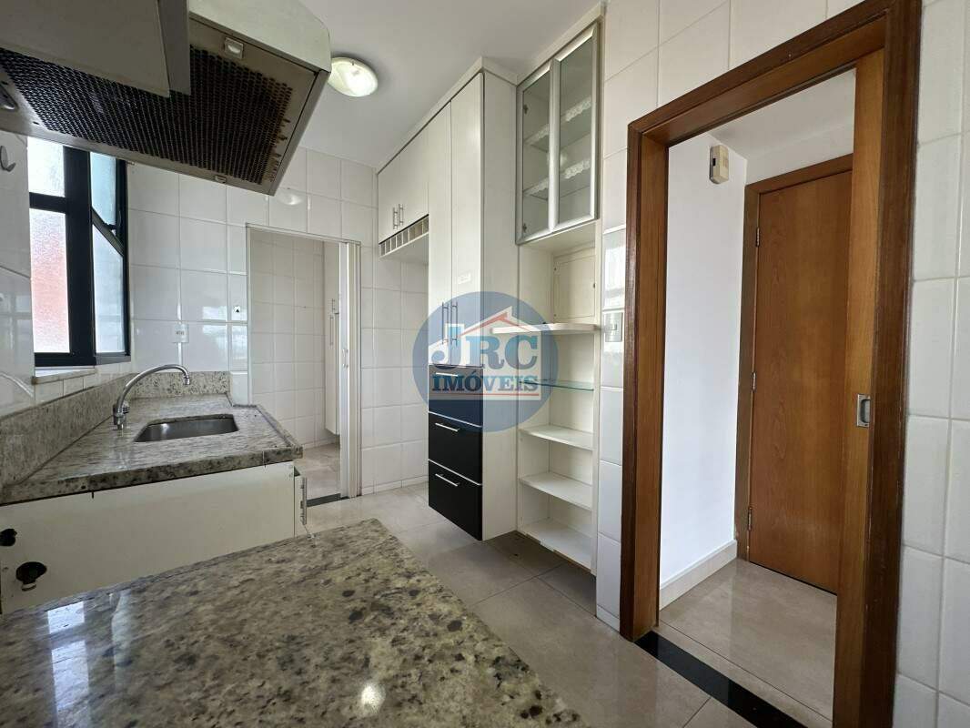 Apartamento à venda no Vale Do Sereno: 