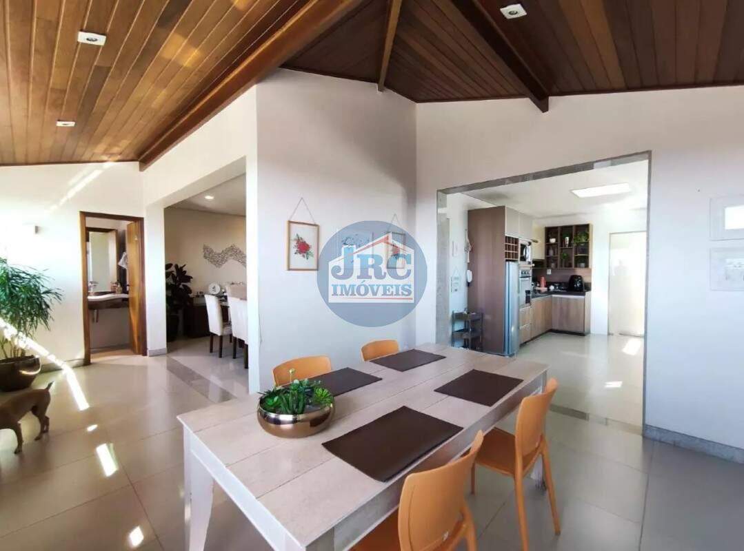 Casa à venda no Buritis: 