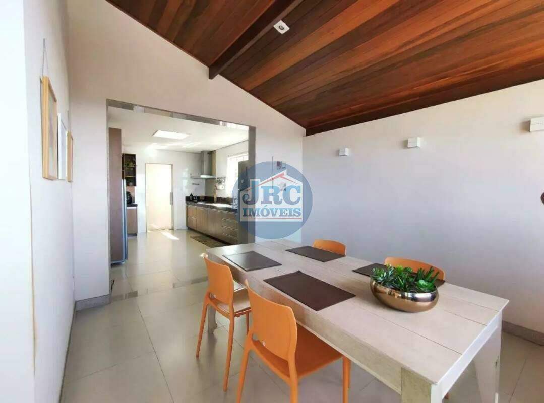 Casa à venda no Buritis: 