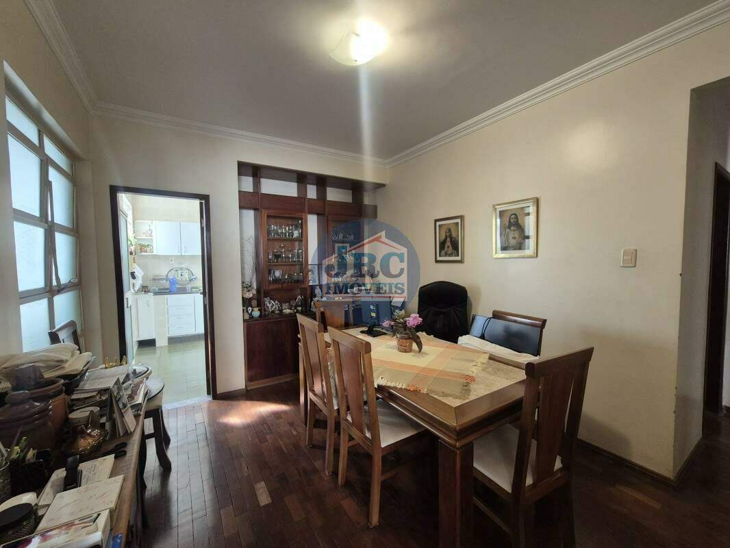 Apartamento à venda no Santa Lúcia: 