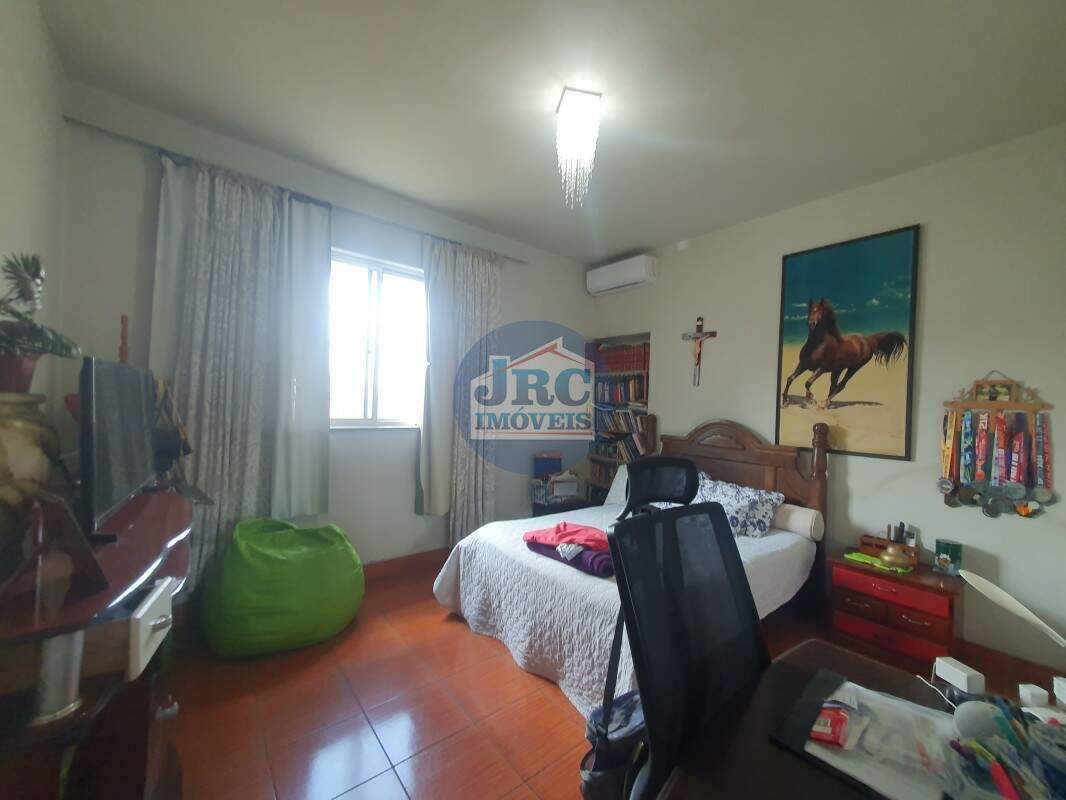 Casa à venda no Alto Barroca: 