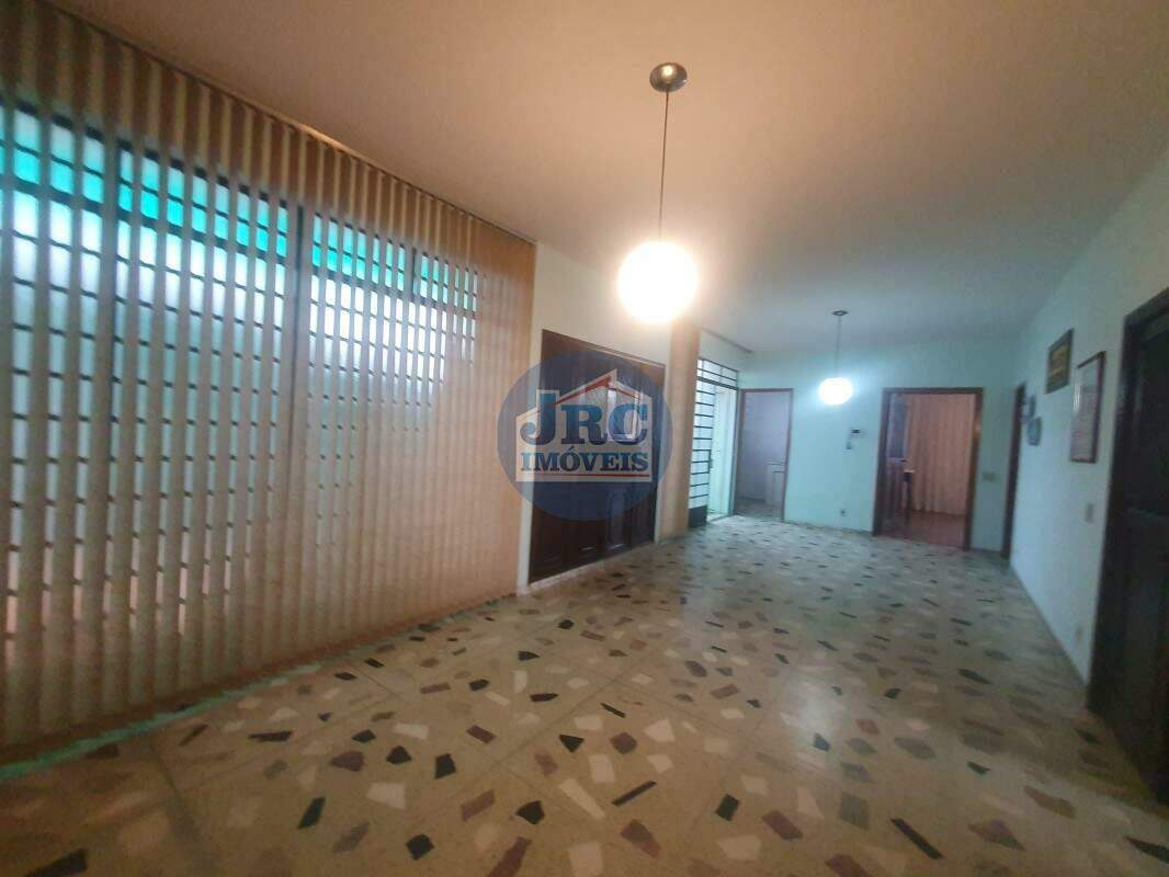 Casa à venda no Nova Suissa: 