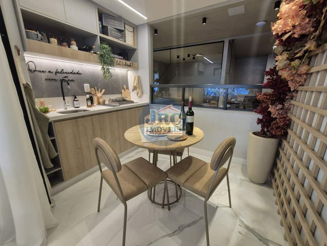 Apartamento à venda no Coração de Jesus: 
