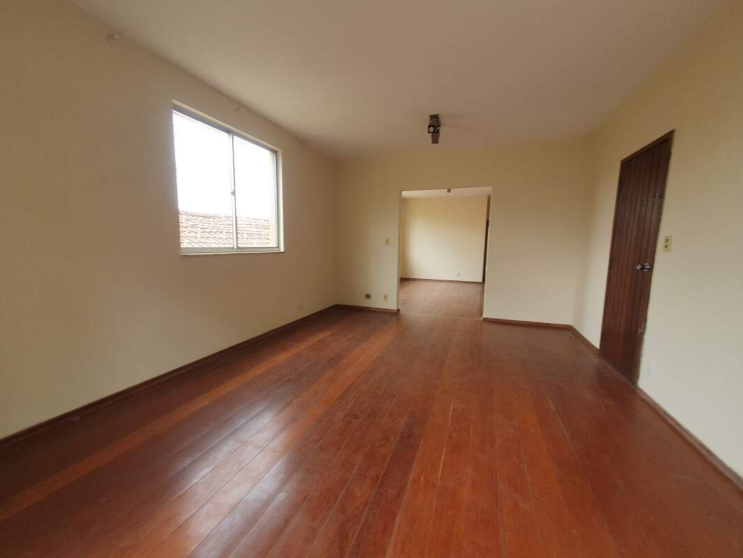 Apartamento à venda no Jardim América: 