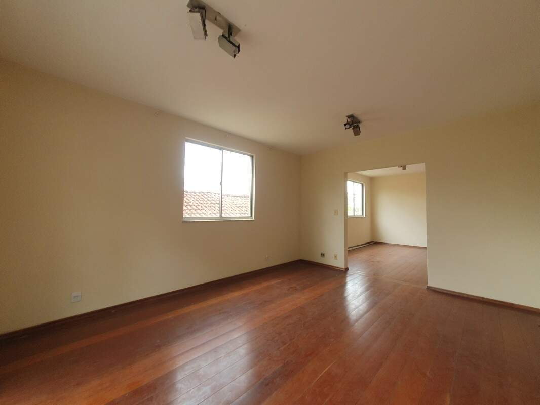 Apartamento à venda no Jardim América: 