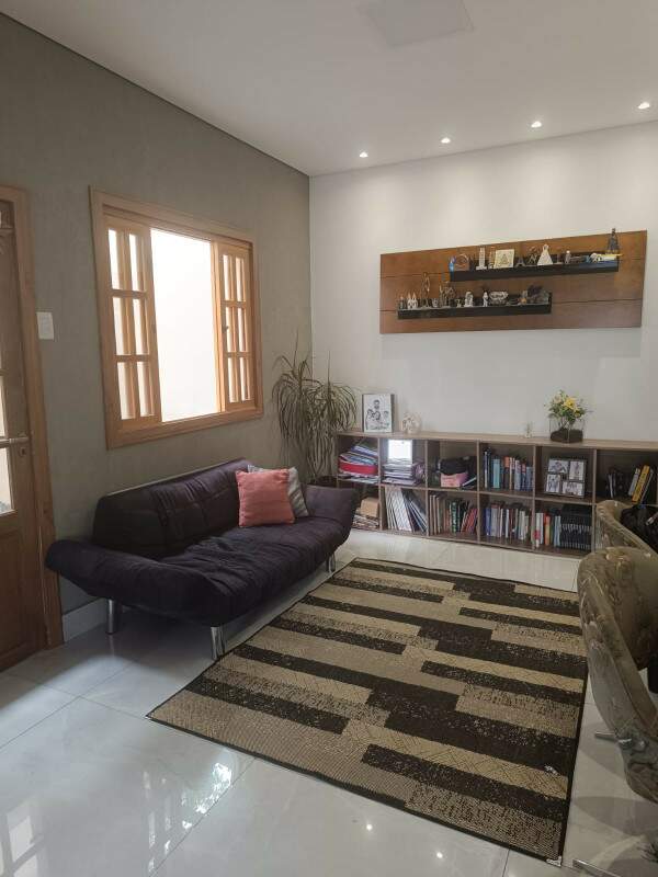 Casa à venda no Jardim América: 