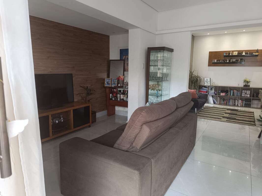 Casa à venda no Jardim América: 