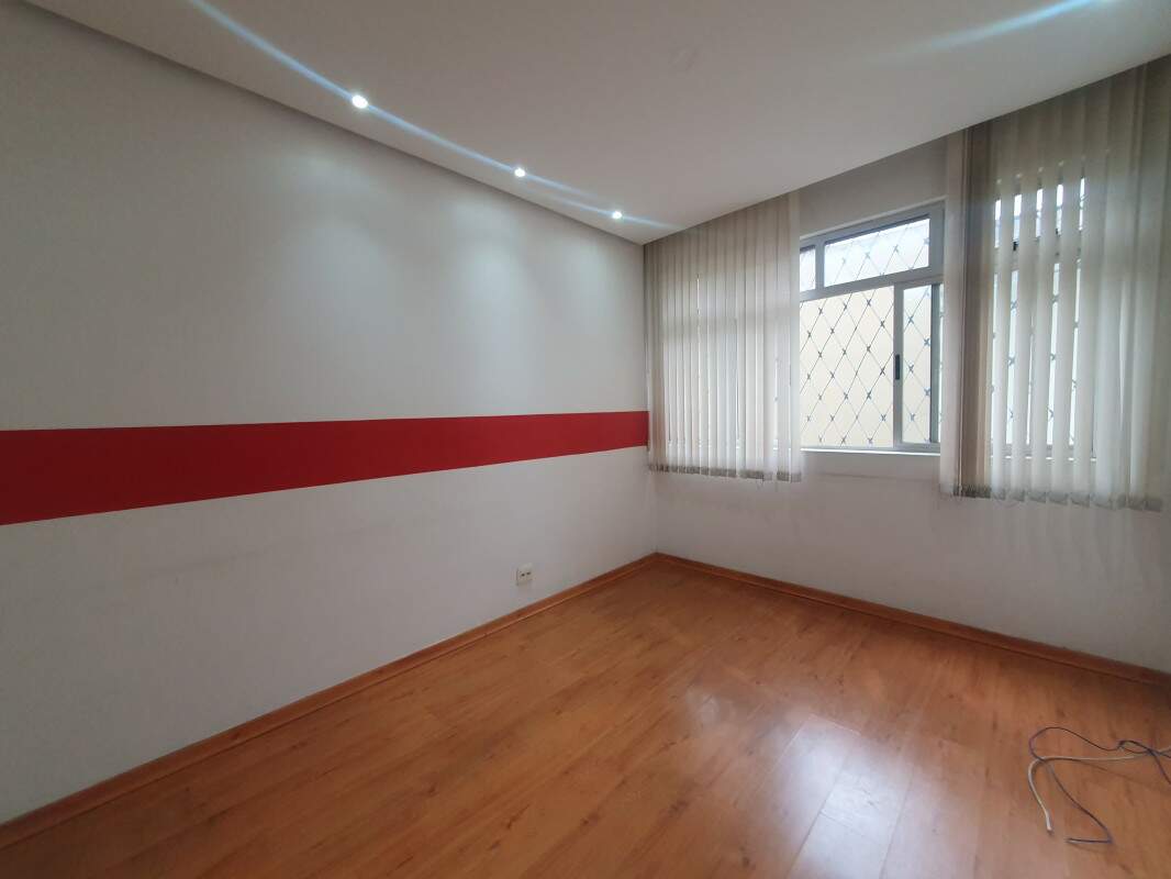 Apartamento à venda no Barroca: 
