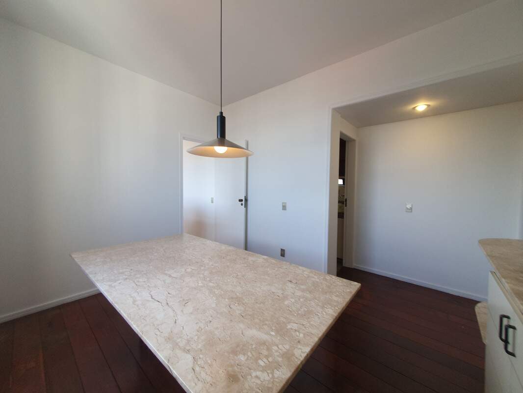Apartamento à venda no Grajaú: 