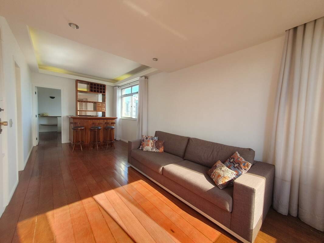 Apartamento à venda no Grajaú: 