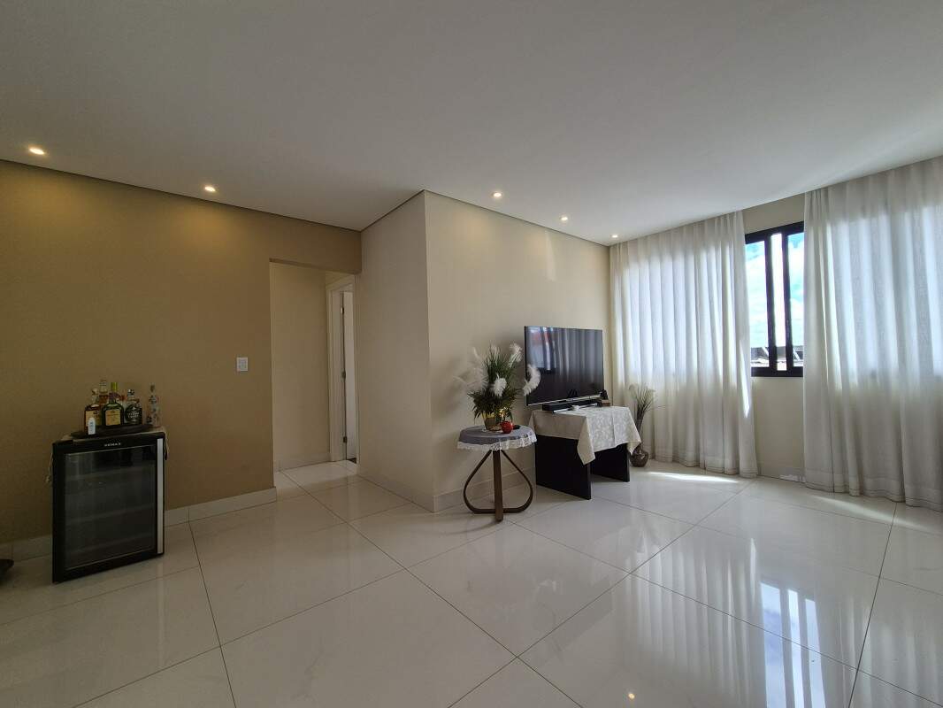 Apartamento à venda no Alto Barroca: 