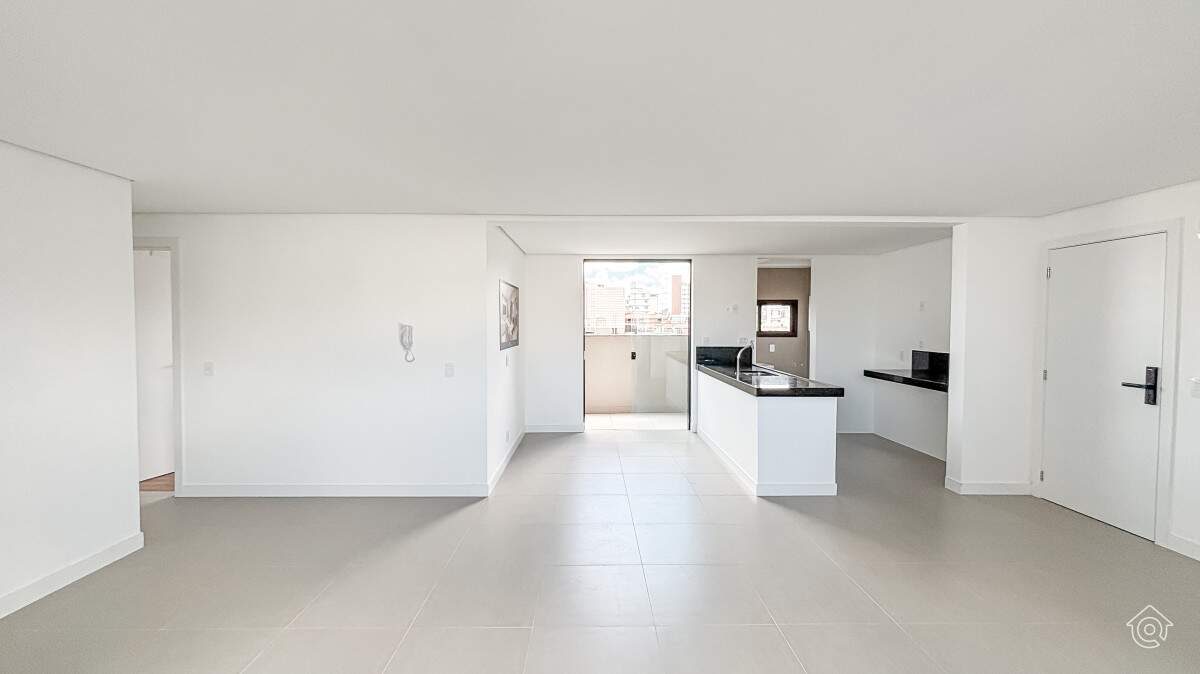 Apartamento à venda no Grajaú: 