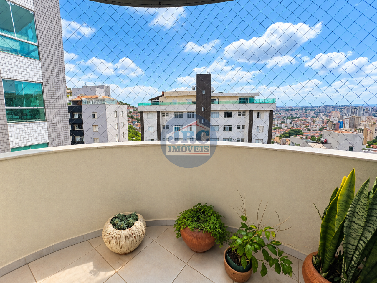 Apartamento à venda no Gutierrez: 