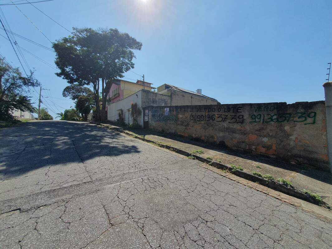 Lote / Terreno à venda no Santa Amélia: 