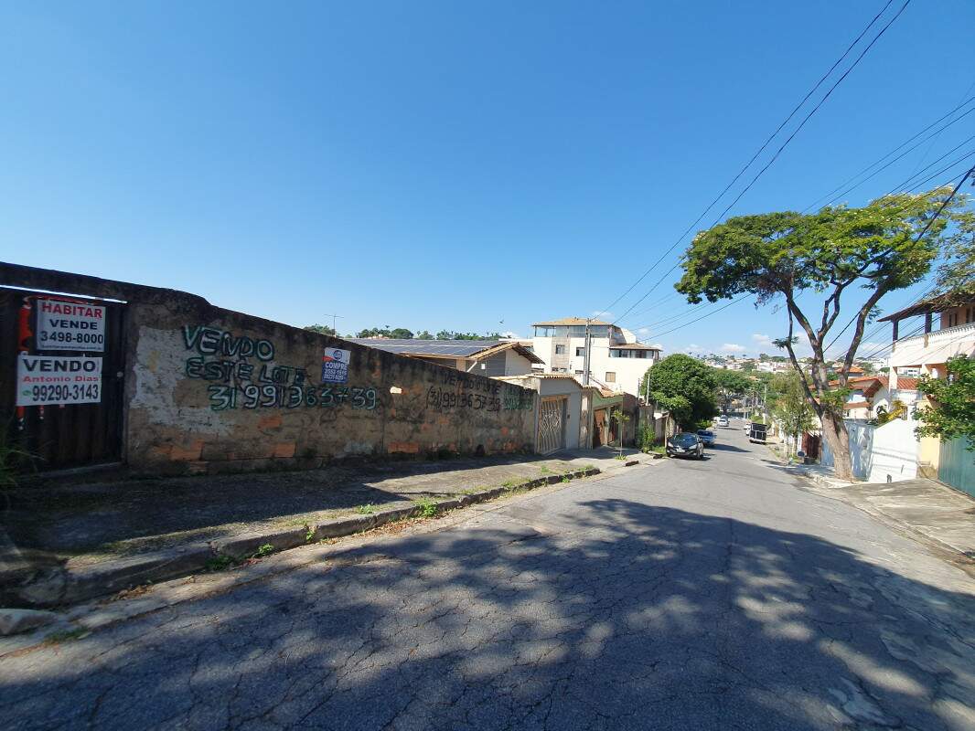 Lote / Terreno à venda no Santa Amélia: 