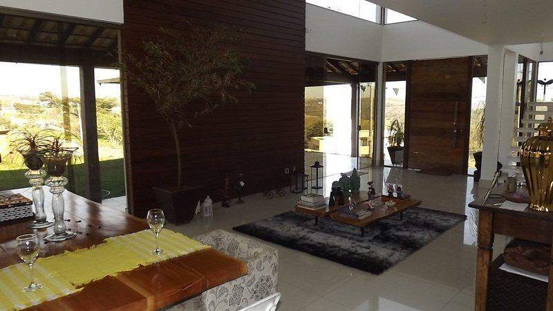 Casa de Condomínio à venda no Aeroporto: 