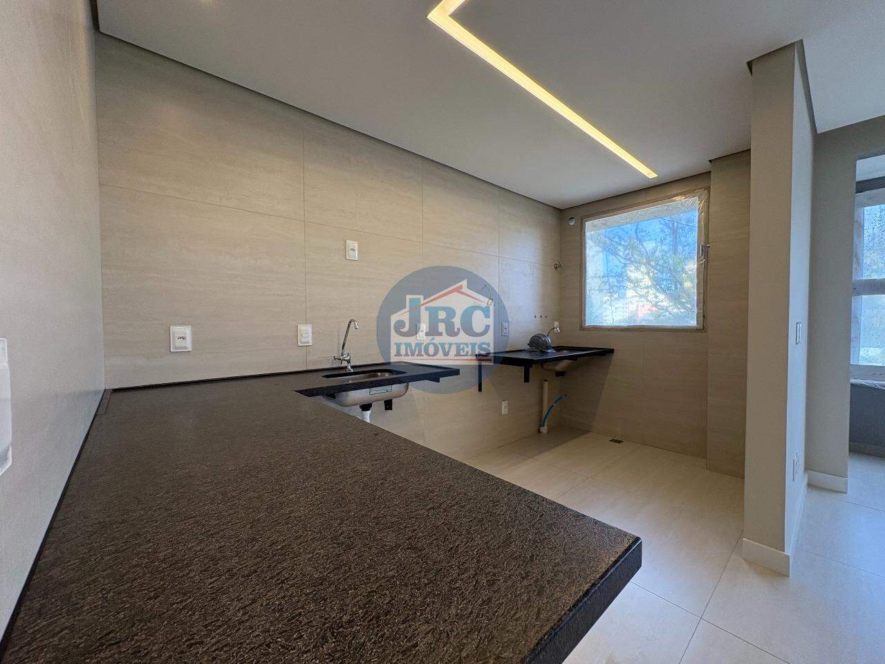 Apartamento à venda no Nova Suissa: Cozinha 