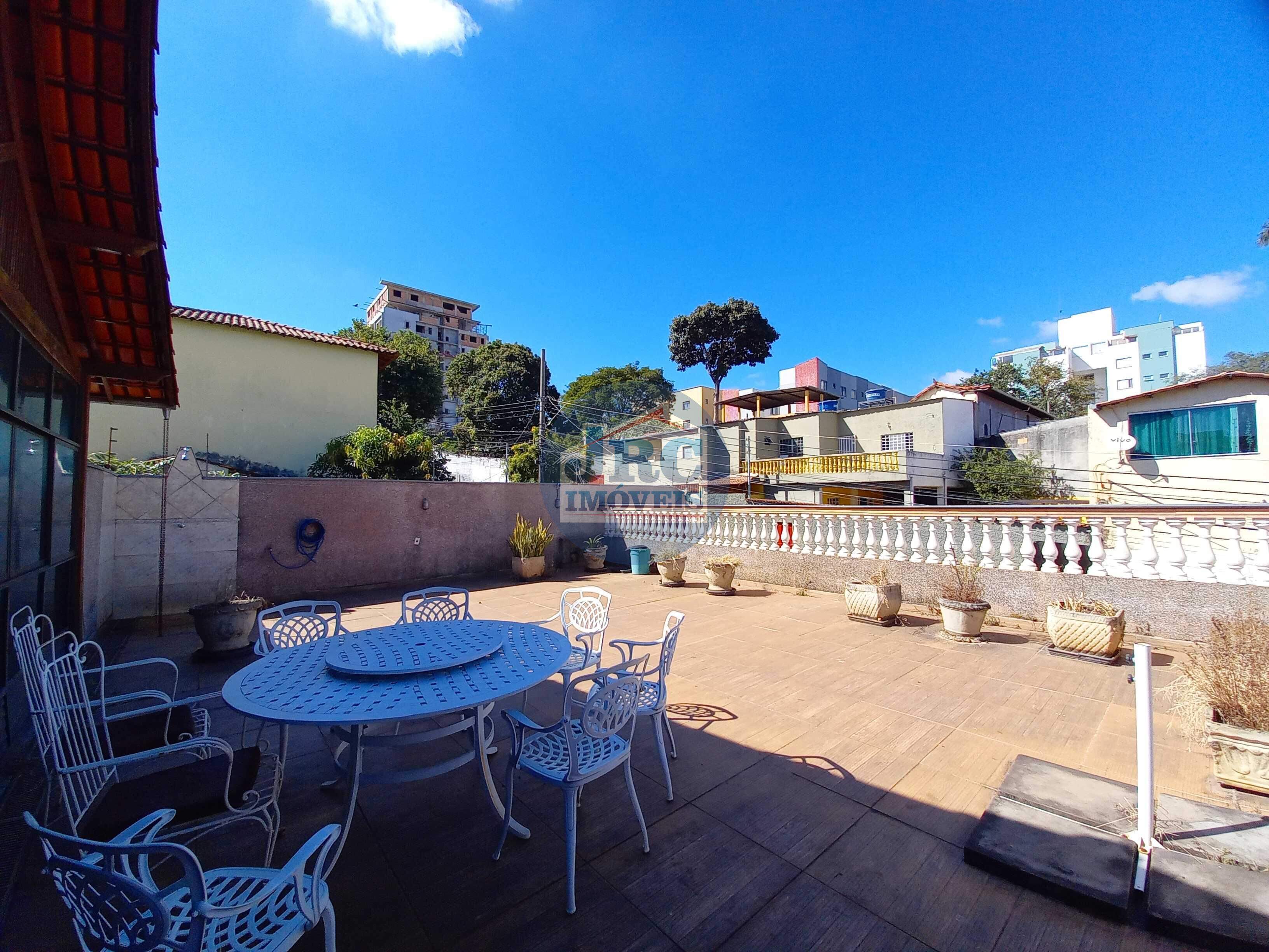 Casa à venda no Salgado Filho: 