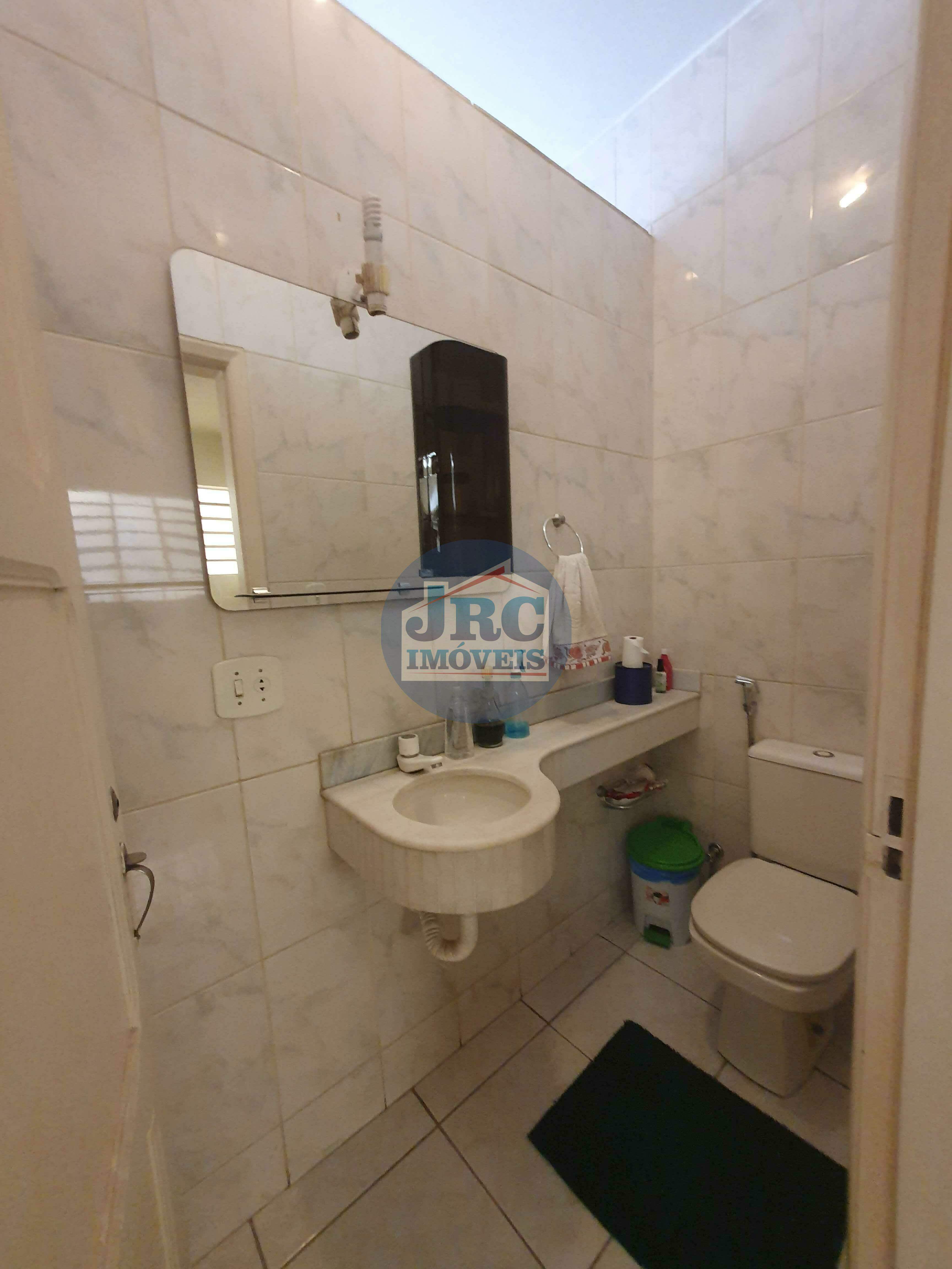 Casa à venda no Gutierrez: 