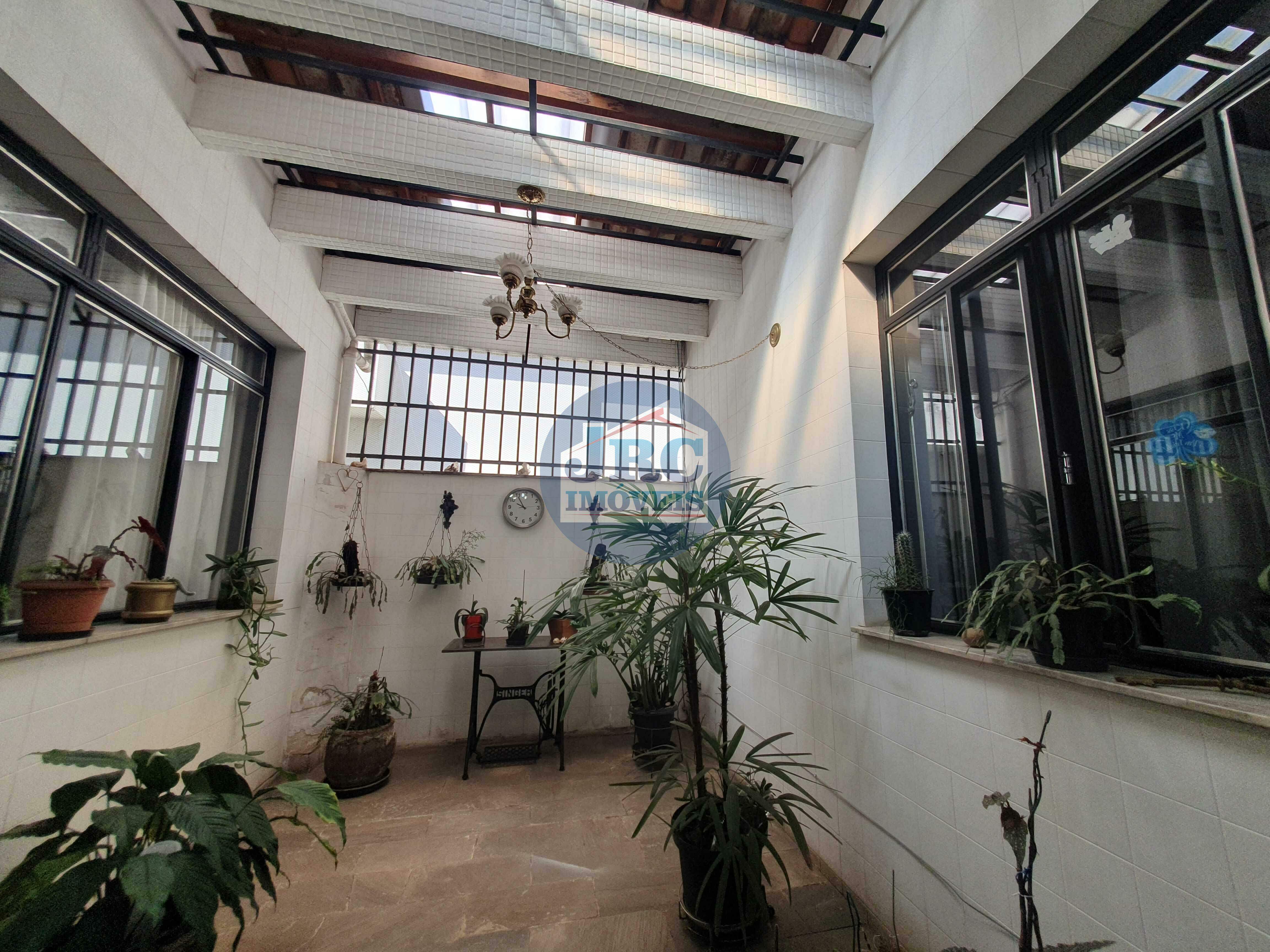 Casa à venda no Alto Barroca: 