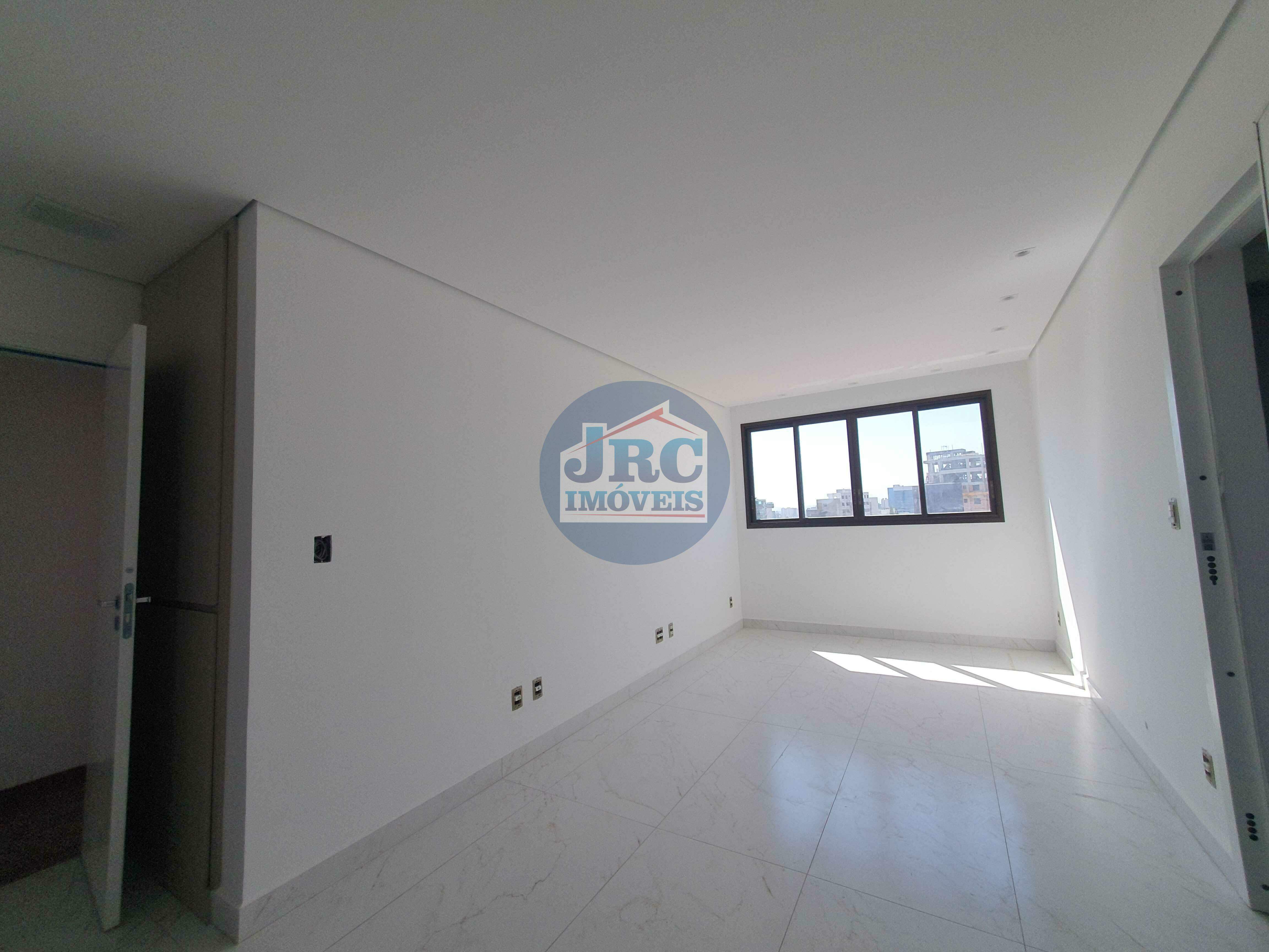 Apartamento à venda no Prado: 