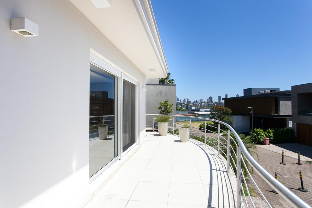 Casa em Condomínio à venda no Canudos: 