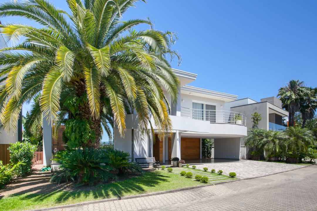 Casa em Condomínio à venda no Canudos: 