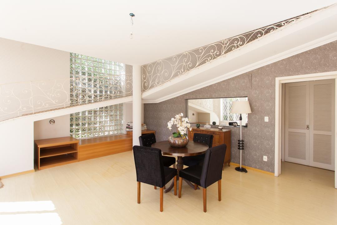 Casa Comercial à venda no Hamburgo Velho: 