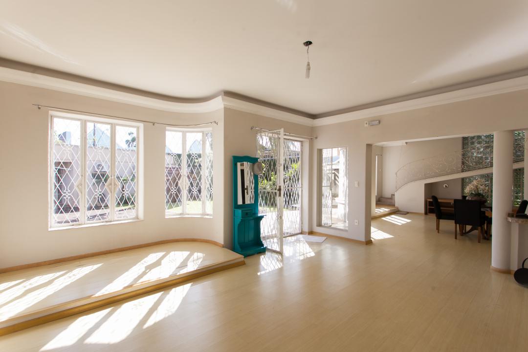 Casa Comercial à venda no Hamburgo Velho: 