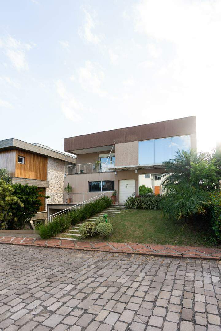 Casa em Condomínio à venda no Hamburgo Velho: 
