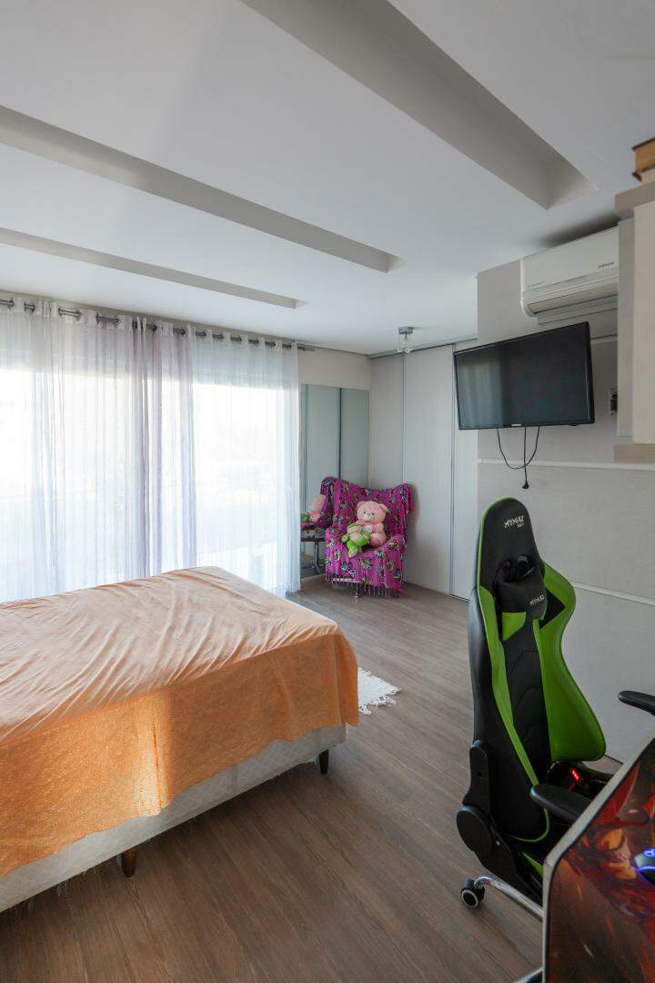 Casa em Condomínio à venda no Hamburgo Velho: 