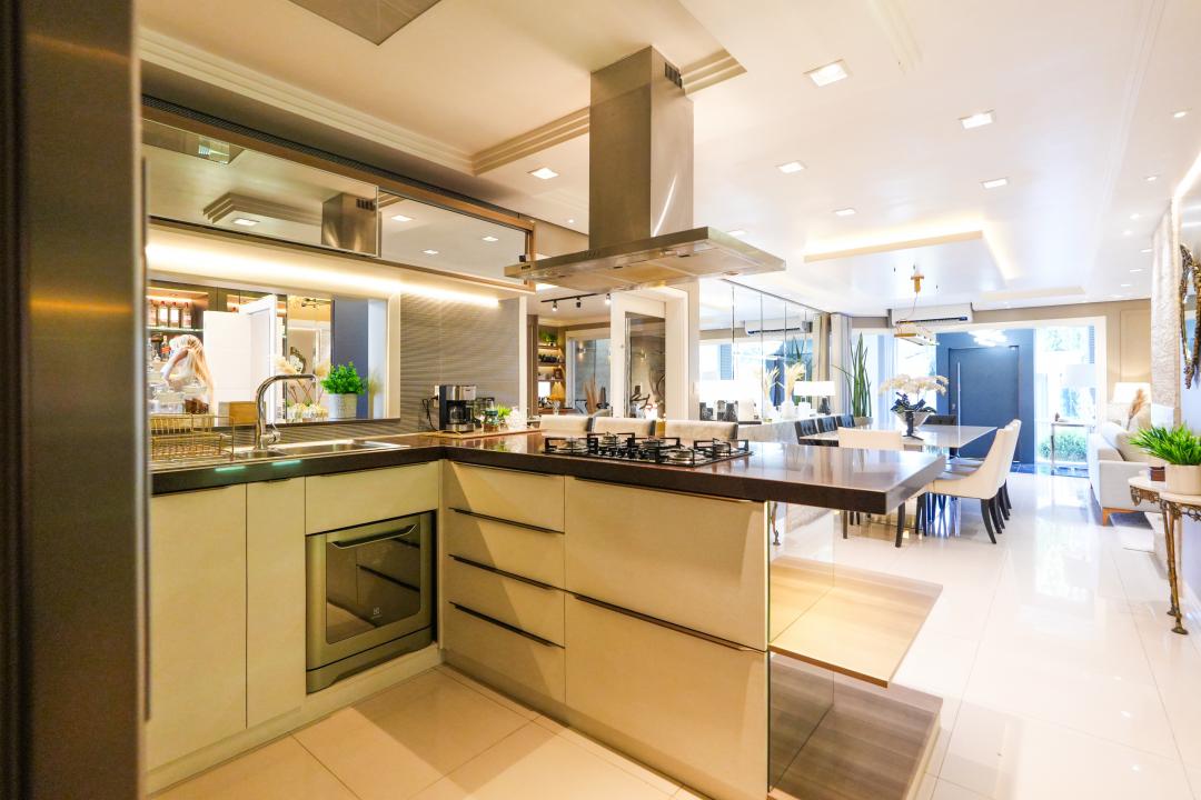 Casa à venda no Scharlau: 