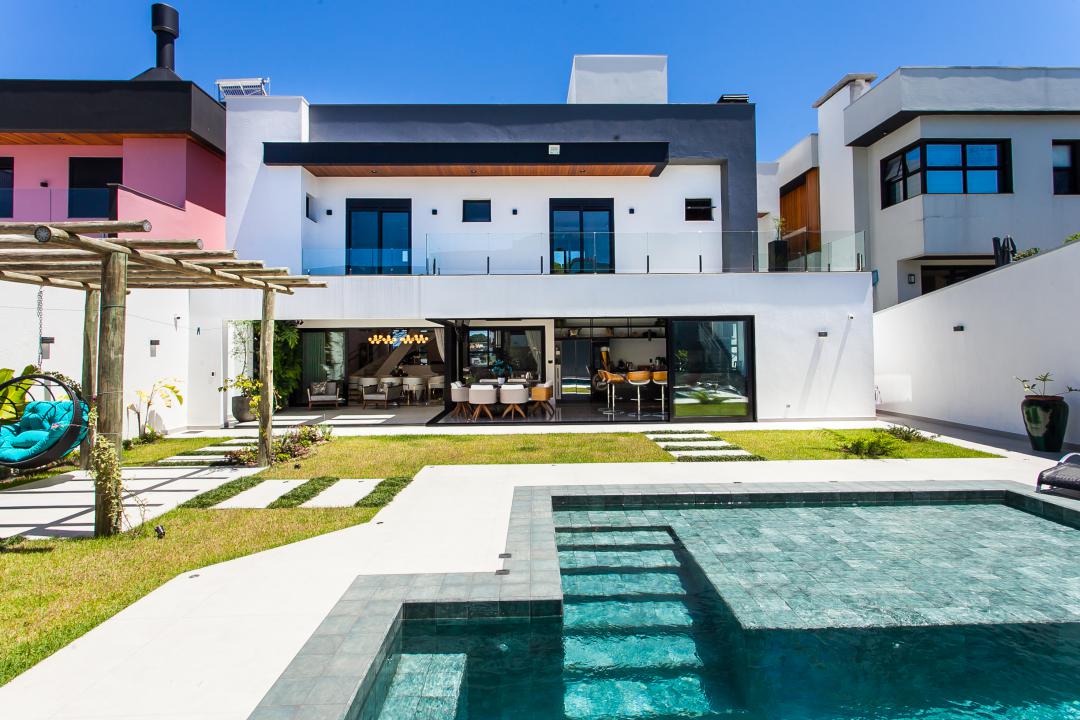 Casa em Condomínio à venda no Encosta do Sol: 