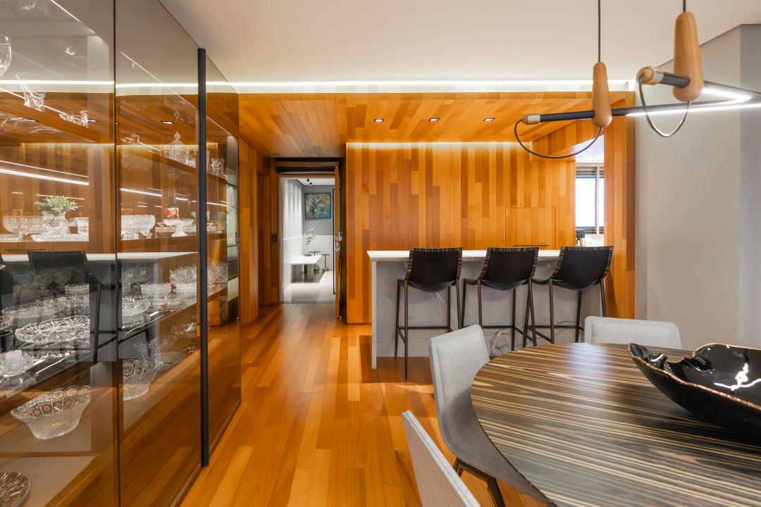 Apartamento Mobiliado à venda no Centro: 