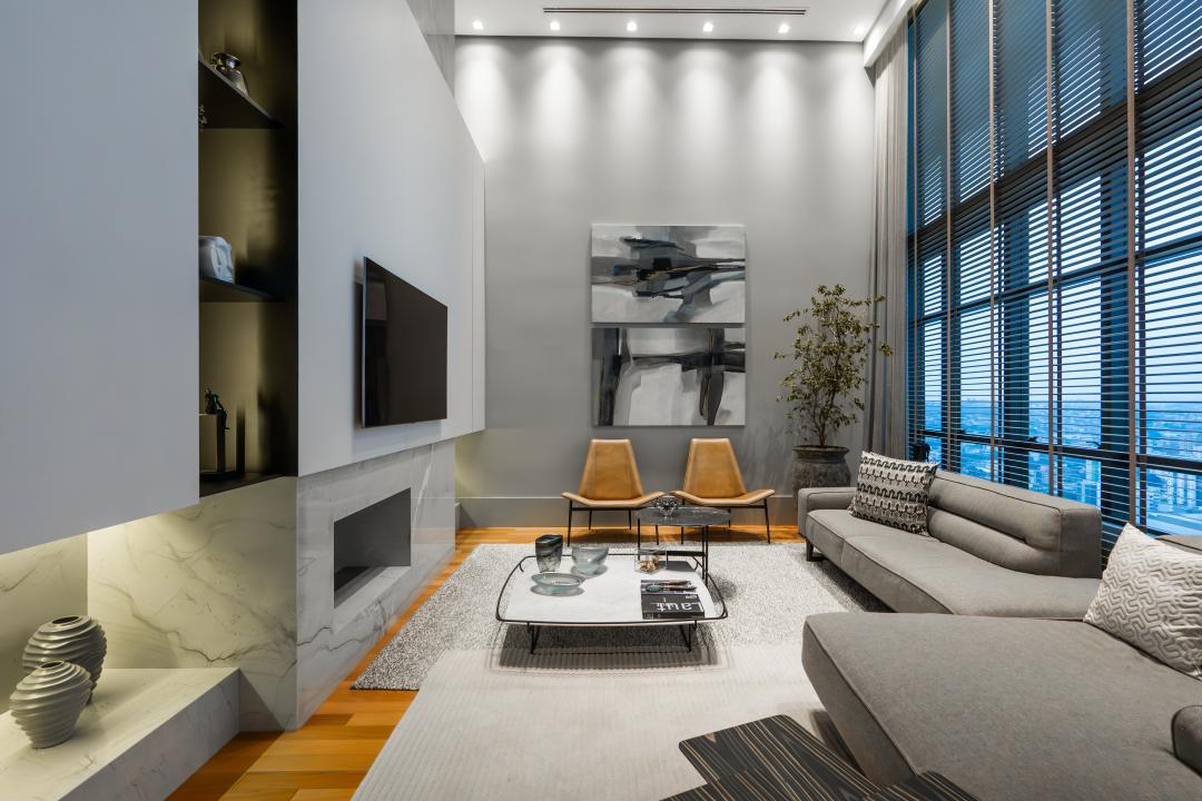 Apartamento Mobiliado à venda no Centro: 