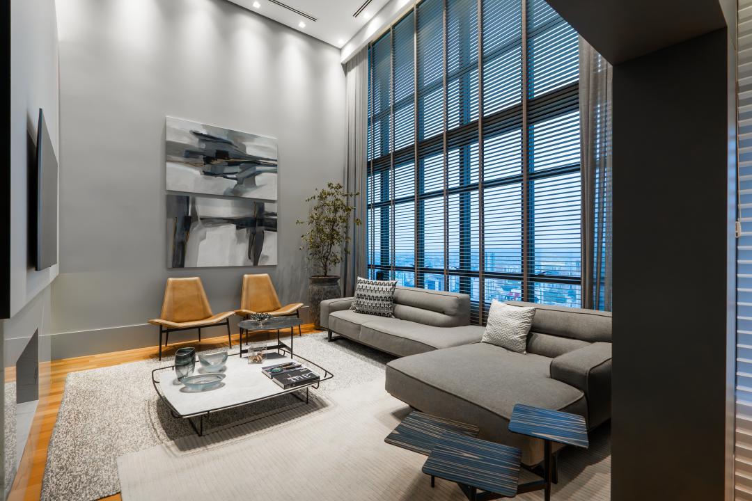 Apartamento Mobiliado à venda no Centro: 