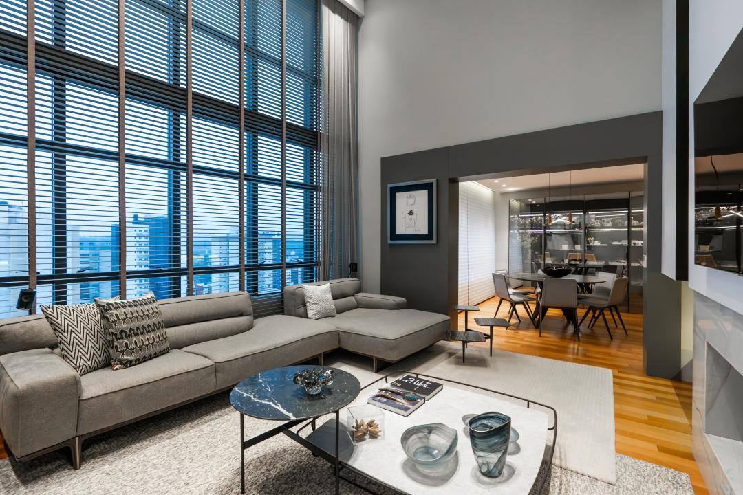 Apartamento Mobiliado à venda no Centro: 