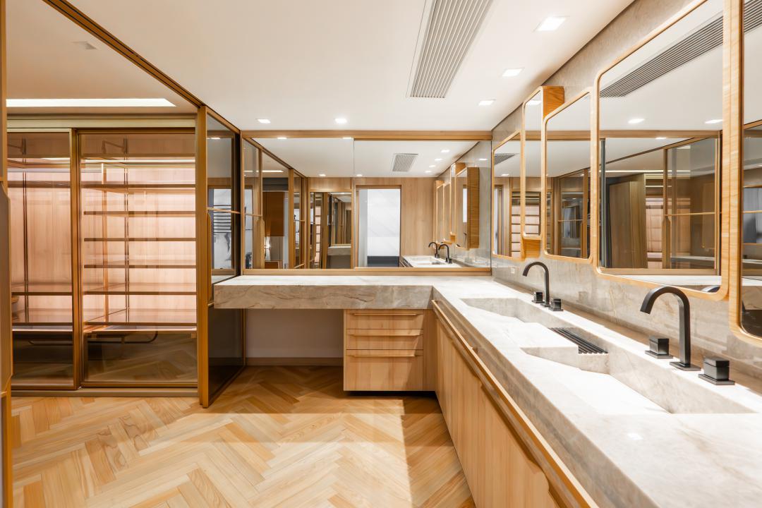 Apartamento Mobiliado à venda no Centro: 