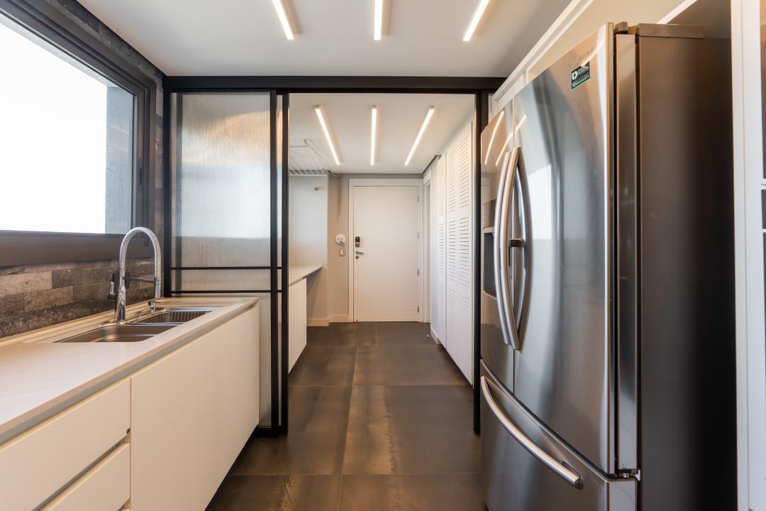 Apartamento Mobiliado à venda no Centro: 