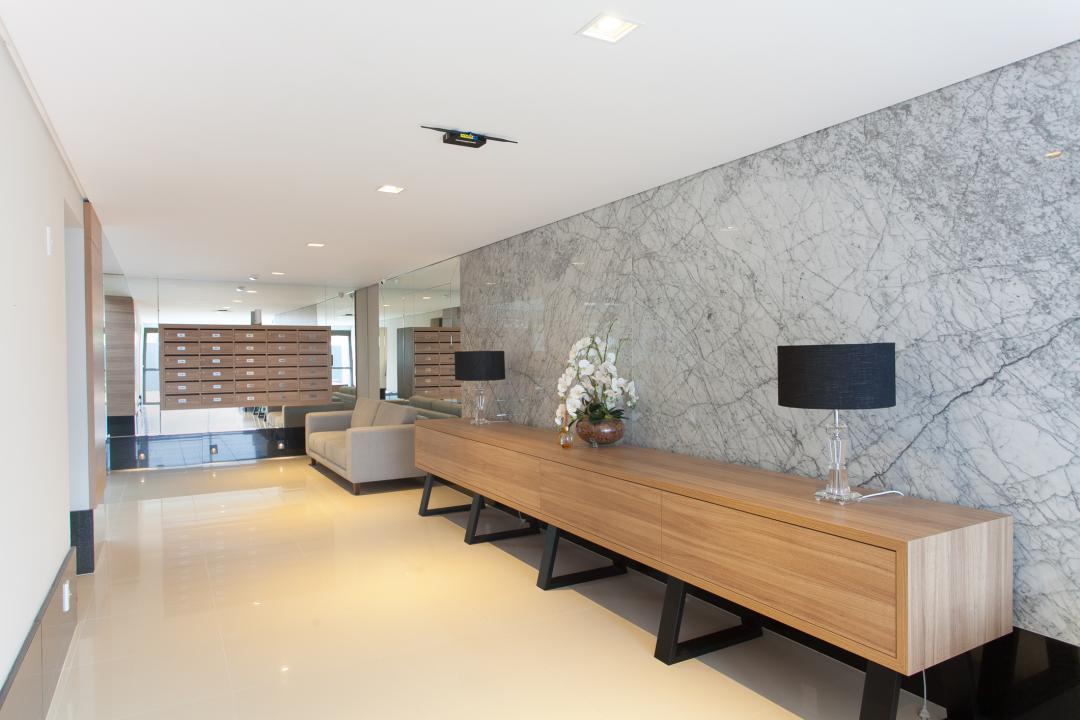 Apartamento Mobiliado à venda no Centro: 